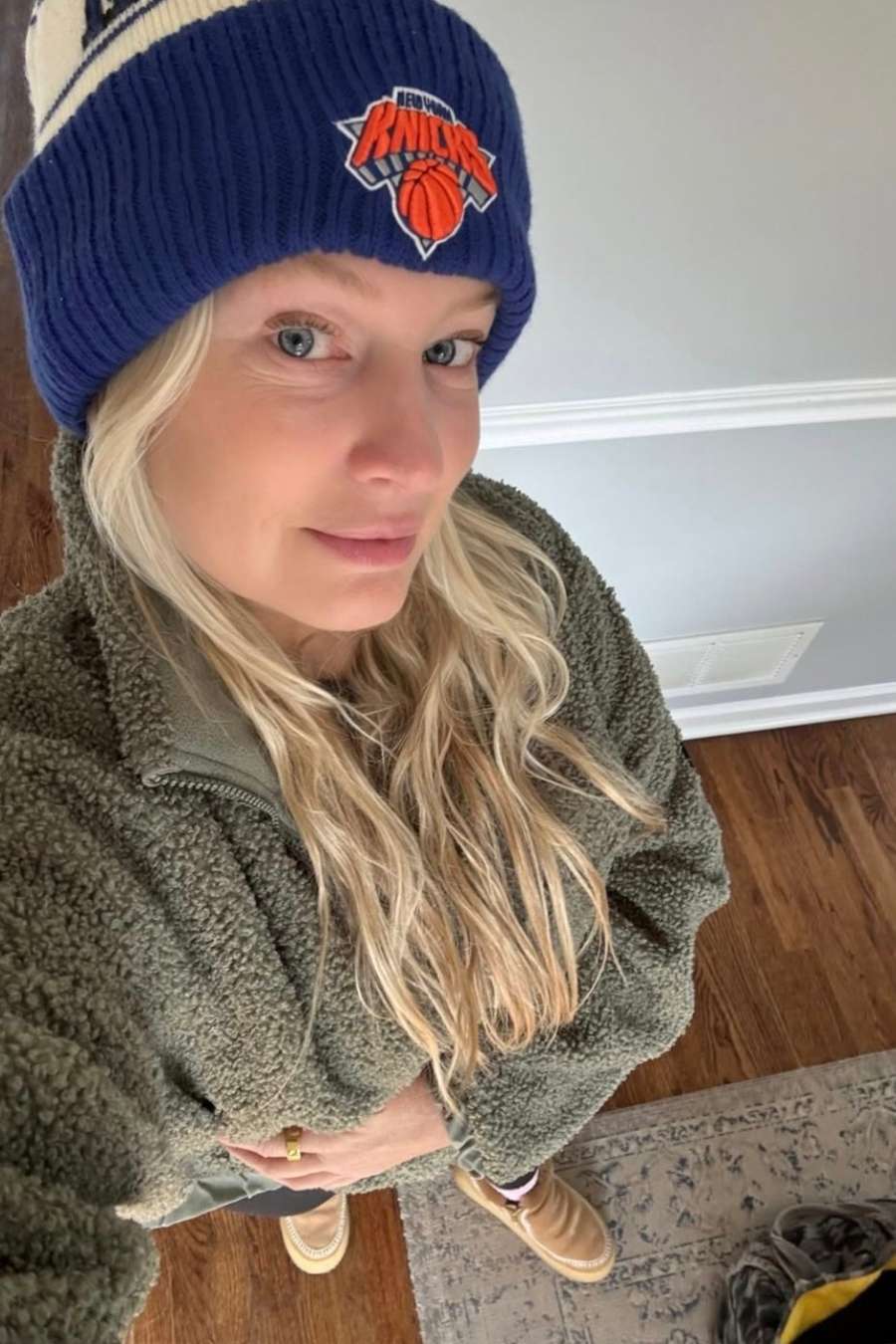 90877161 8569 medium large