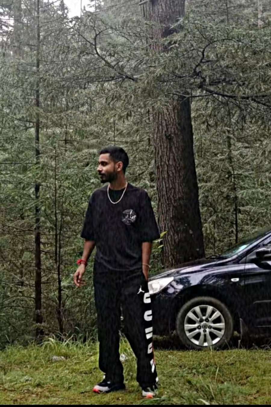 90009570 275 medium large