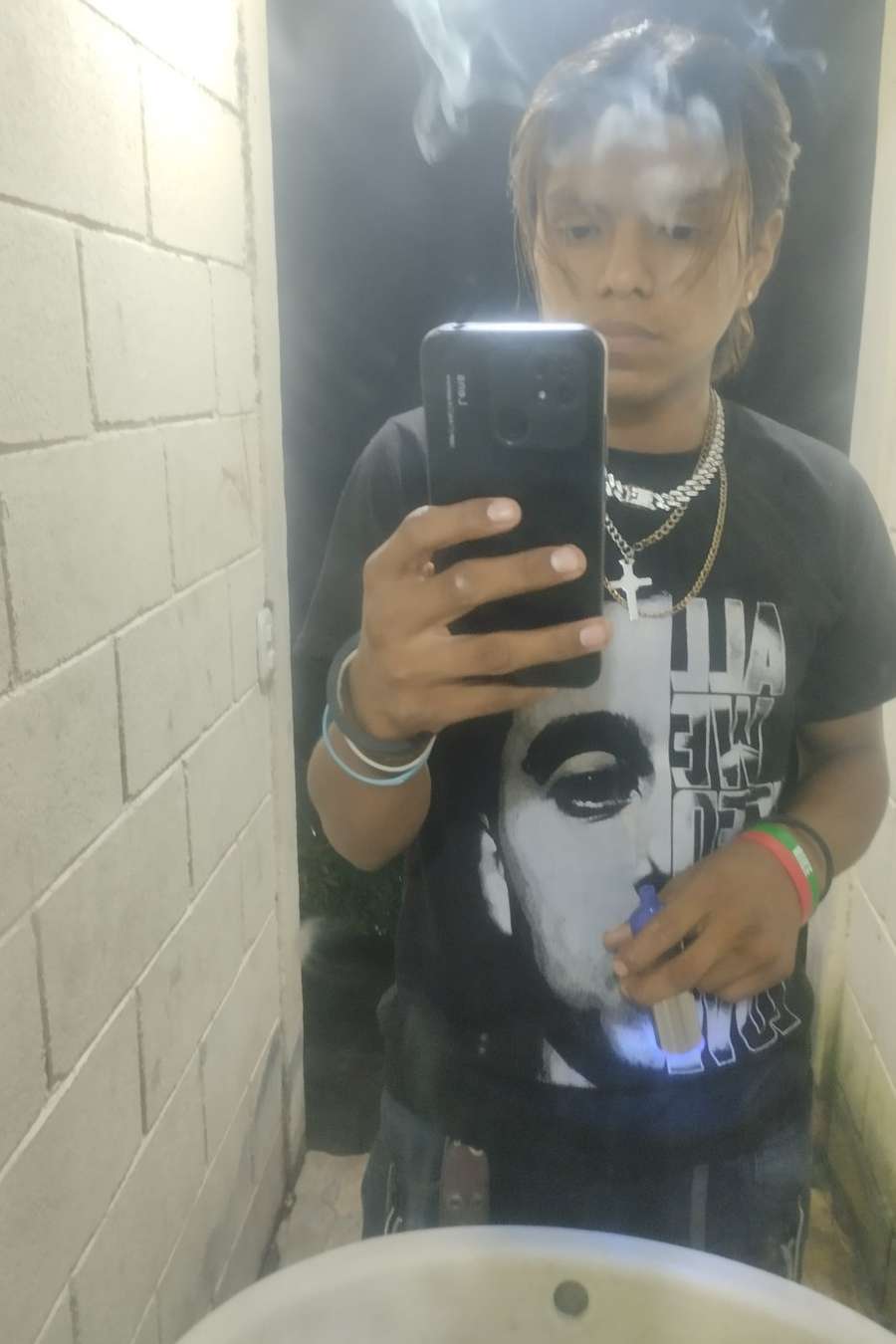 89944136 139 medium large