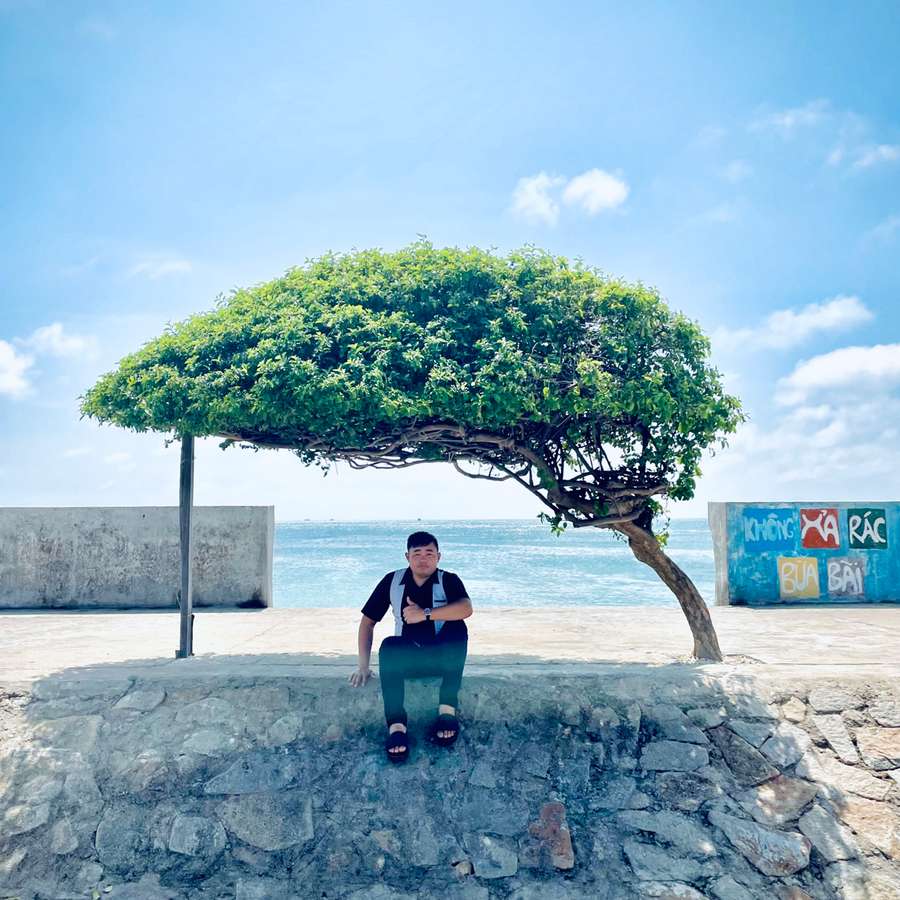 77045861 7370 medium large