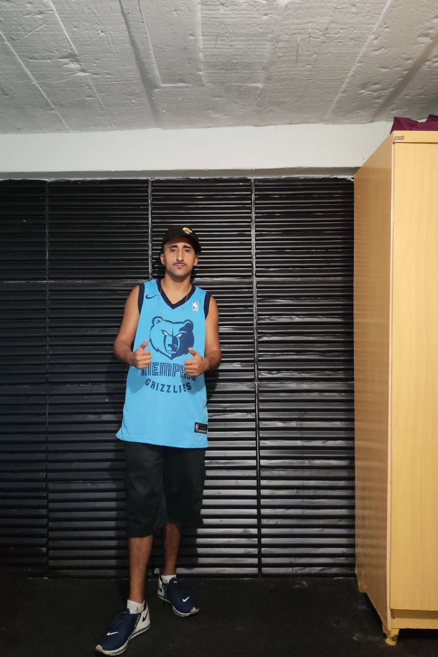 88921021 3682 medium large