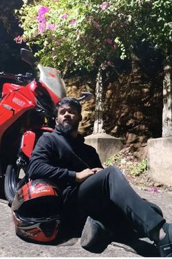 Yash's photo