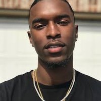 Derrick davis's photo