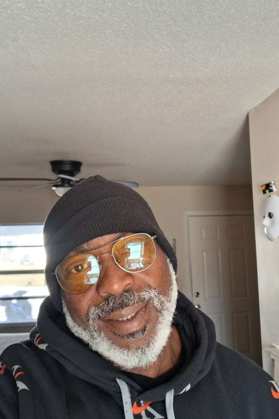 90424178 4718 medium large