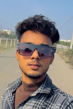 Hariom's photo