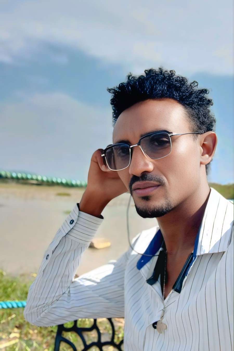 89182844 8726 medium large