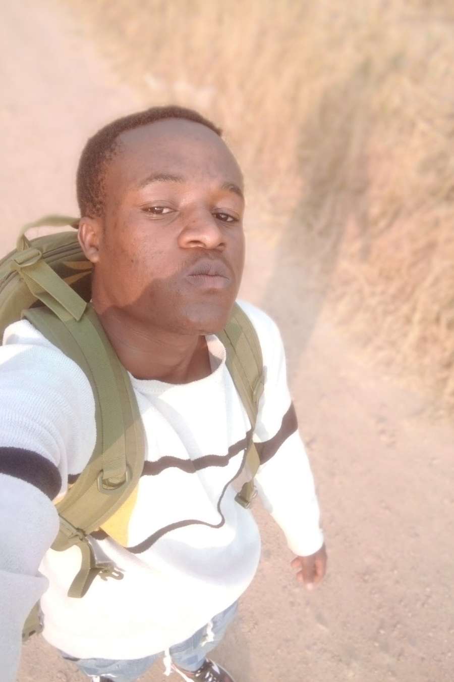 89077482 836 medium large
