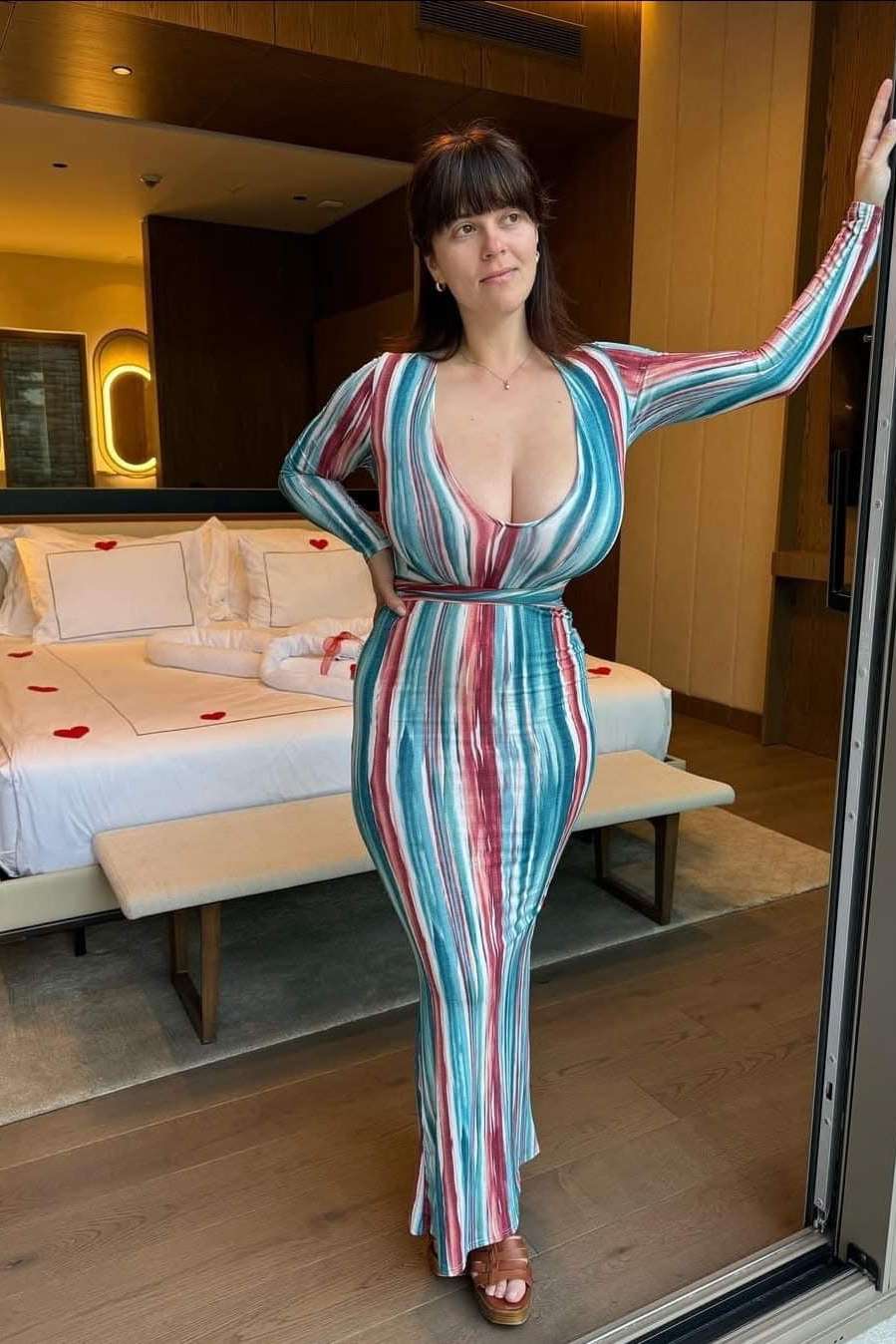 89445635 1826 medium large