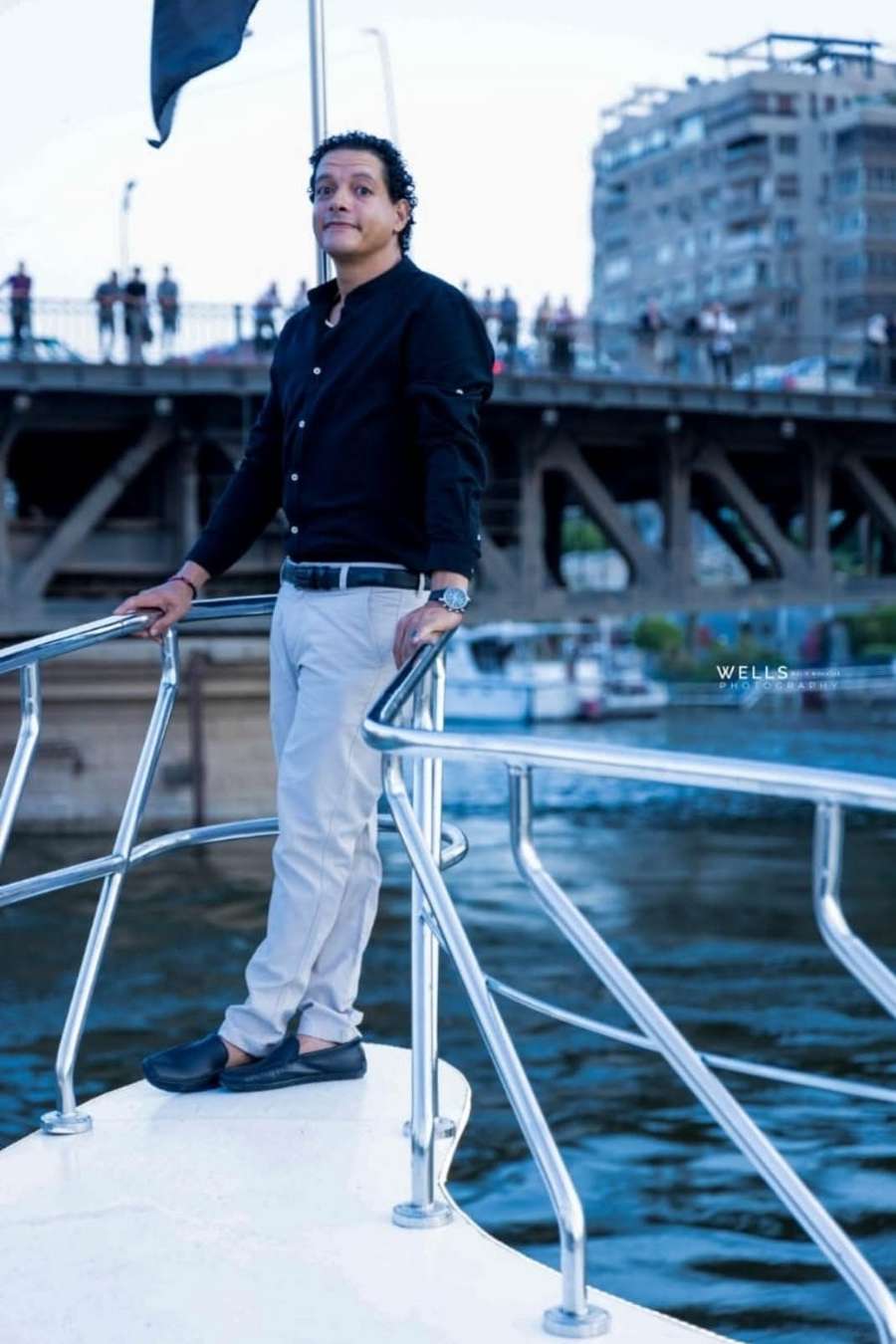 90216593 4041 medium large