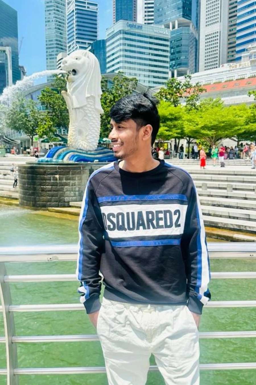 90111768 2587 medium large