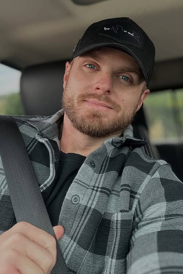 89957690 132 medium large