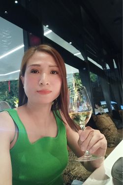 Thu Trang's photo