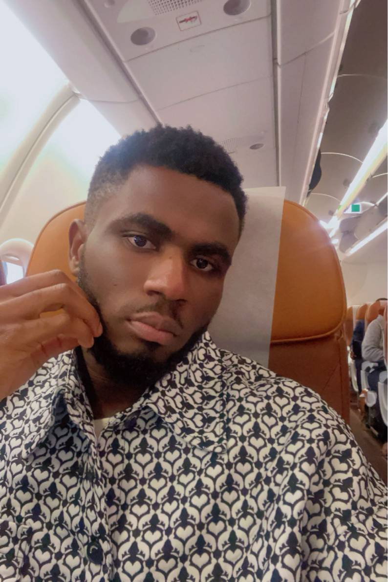 90376033 9392 medium large