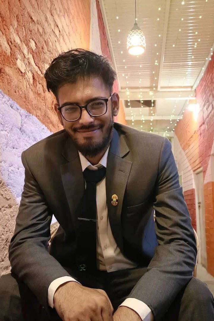 90575912 7792 medium large