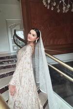 Ishika Sharma 's photo