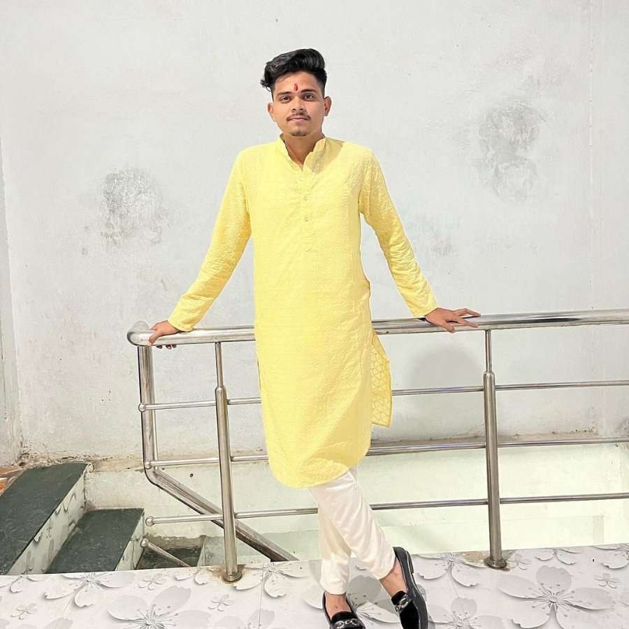 81633626 7914 medium large