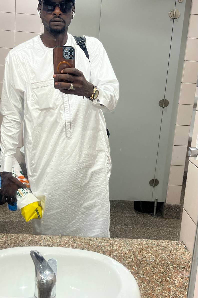 89693177 9512 medium large