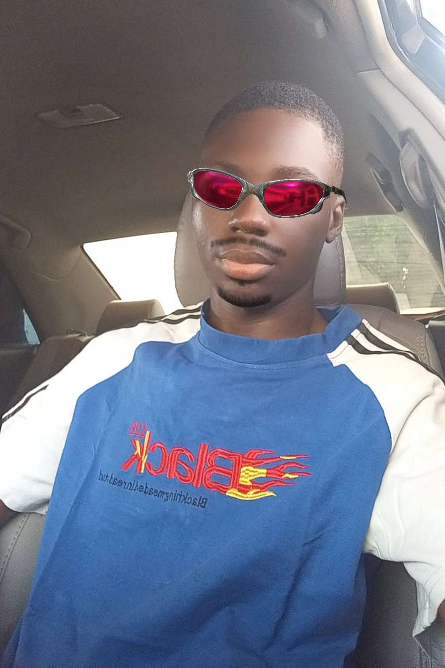 92208438 7552 medium large