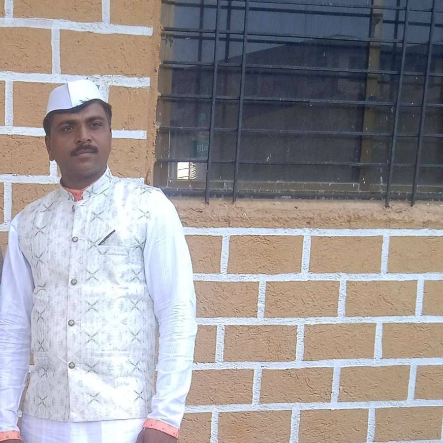 87572644 1529 medium large