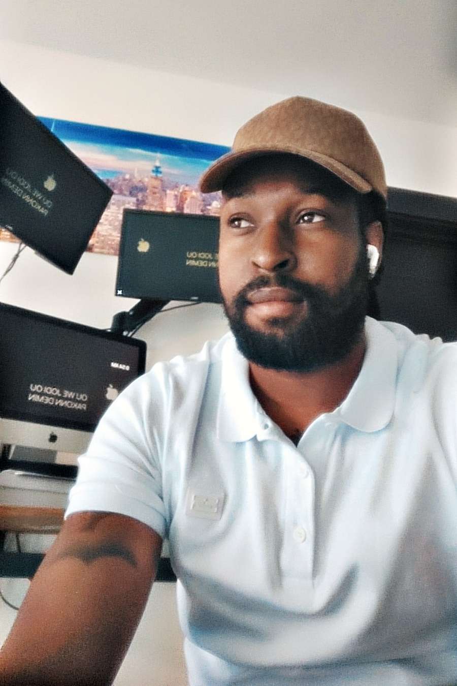 89353653 7114 medium large