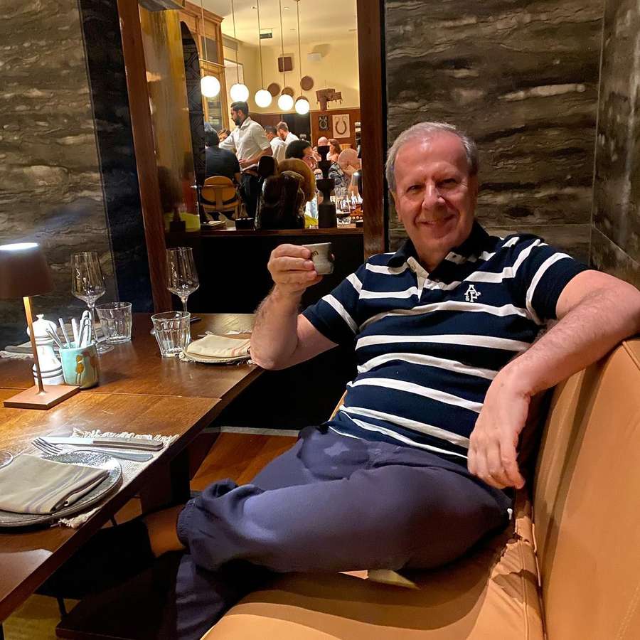 74074393 9490 medium large