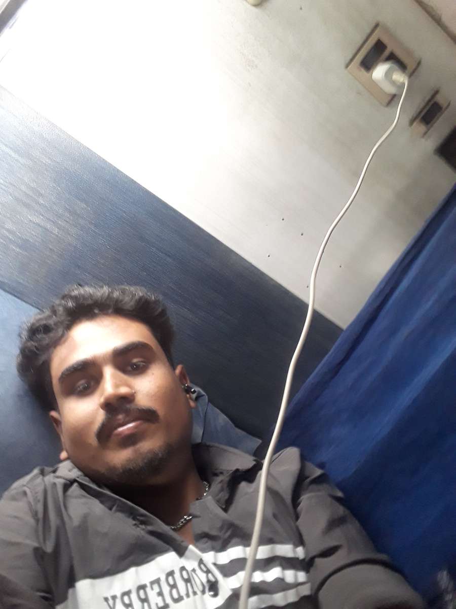 84711172 893 medium large