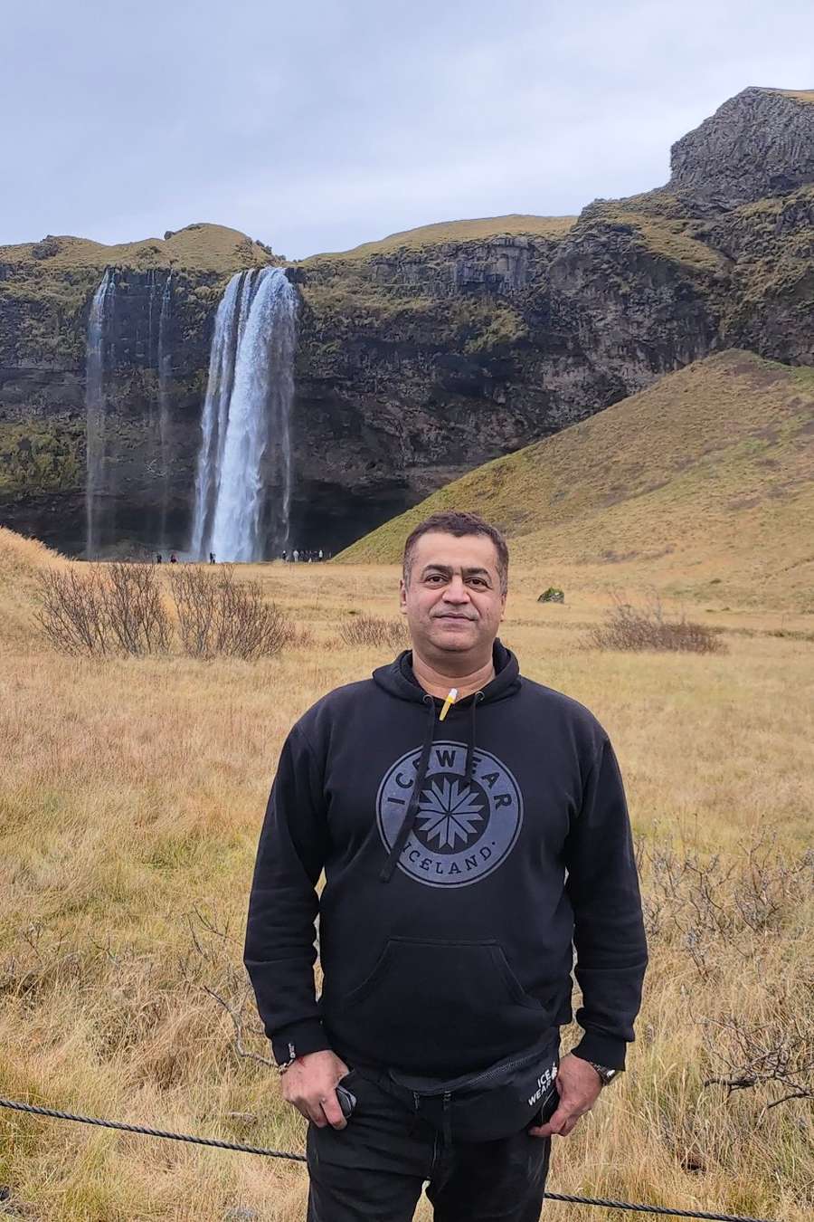 90863135 8498 medium large