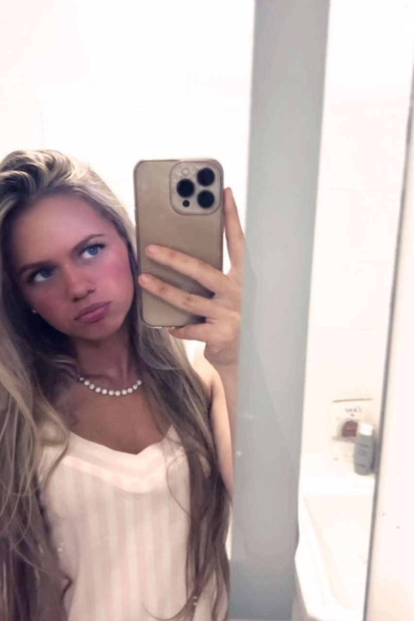 92113536 3653 medium large