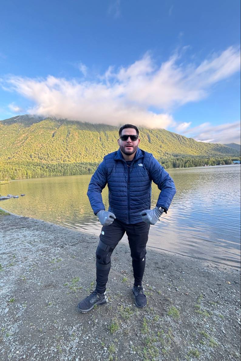 90104902 9407 medium large