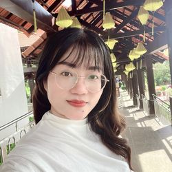 Hương San's photo