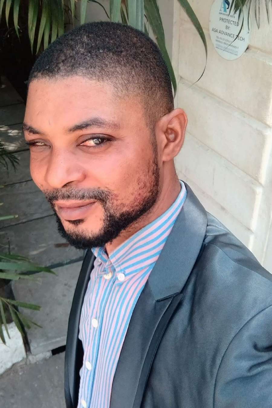 90881163 4624 medium large