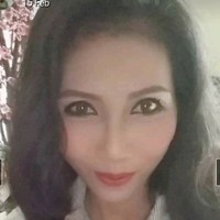 Ratna Yulianti's photo