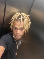 Daniel runs 's photo