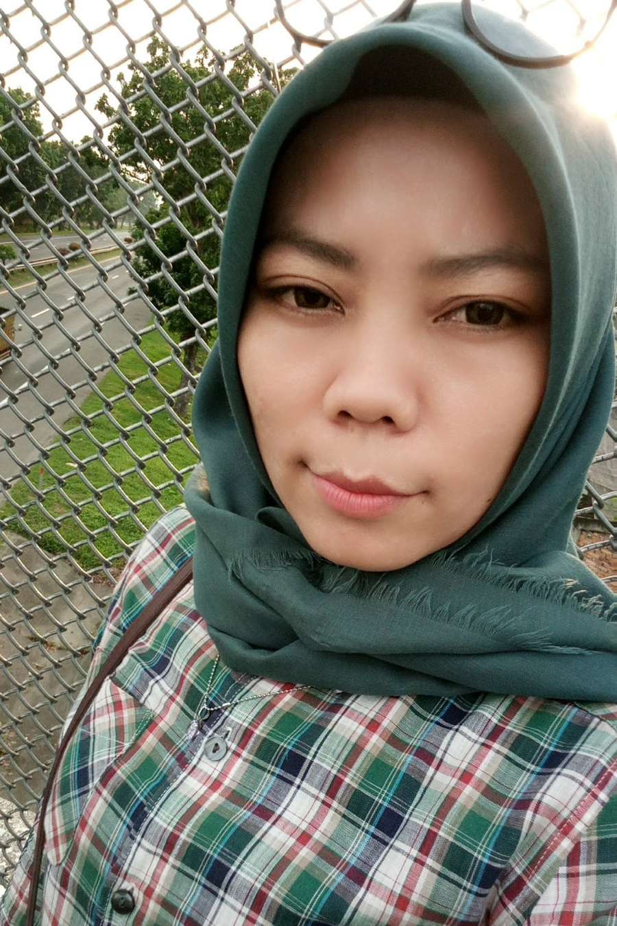 90109975 8359 medium large