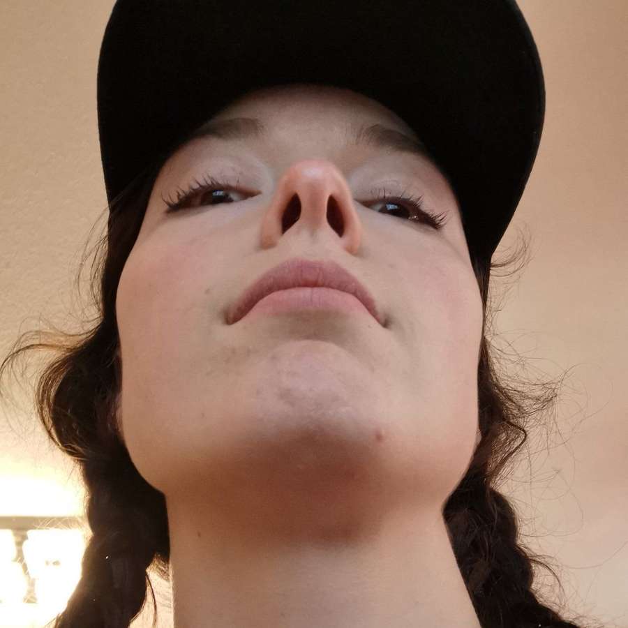 Lorna Harris I’m Down for something long term no jokes and I’m not