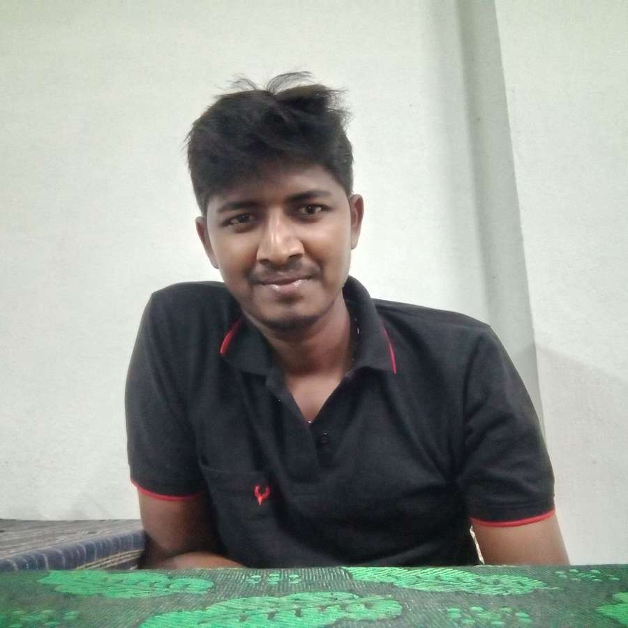 84725773 1556 medium large