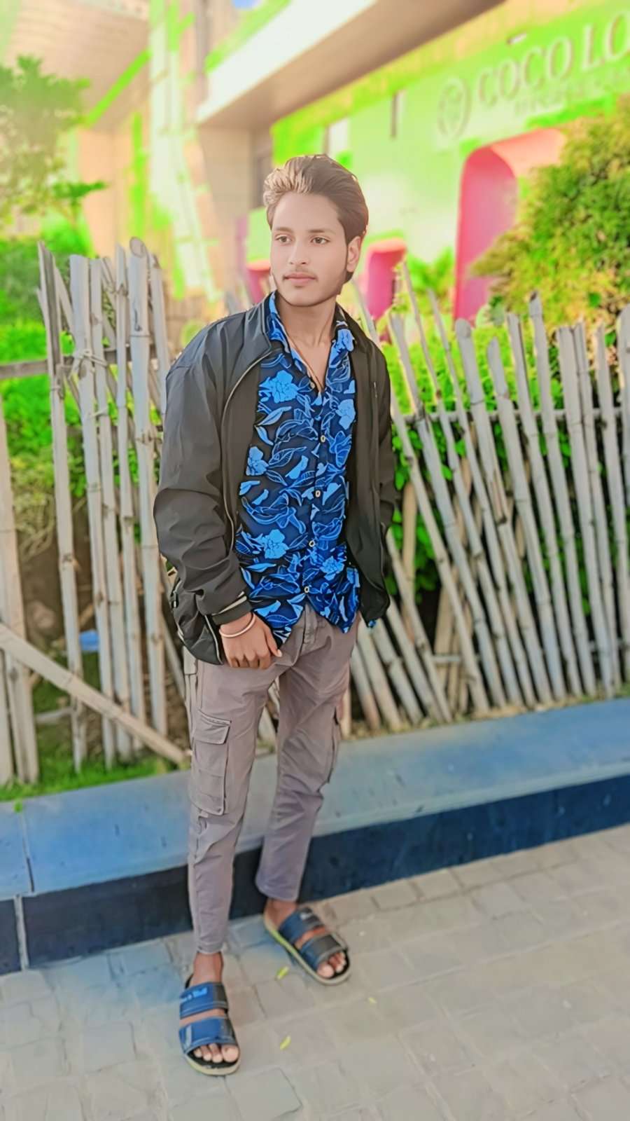 85864077 6151 medium large