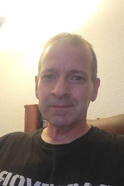 Lookingforit's photo