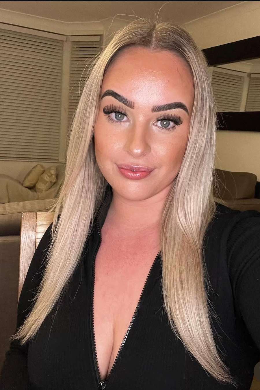 92671253 8111 medium large