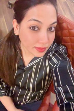 Ruhi's photo