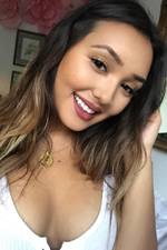 Alaina Daves's photo