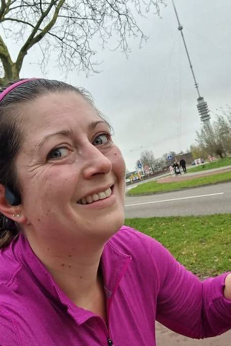 89003254 8884 medium large