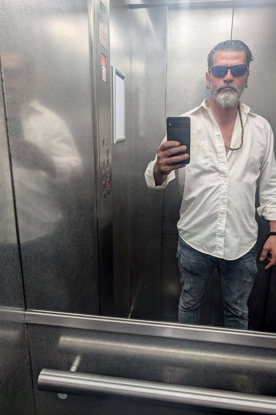 88782153 1608 medium large