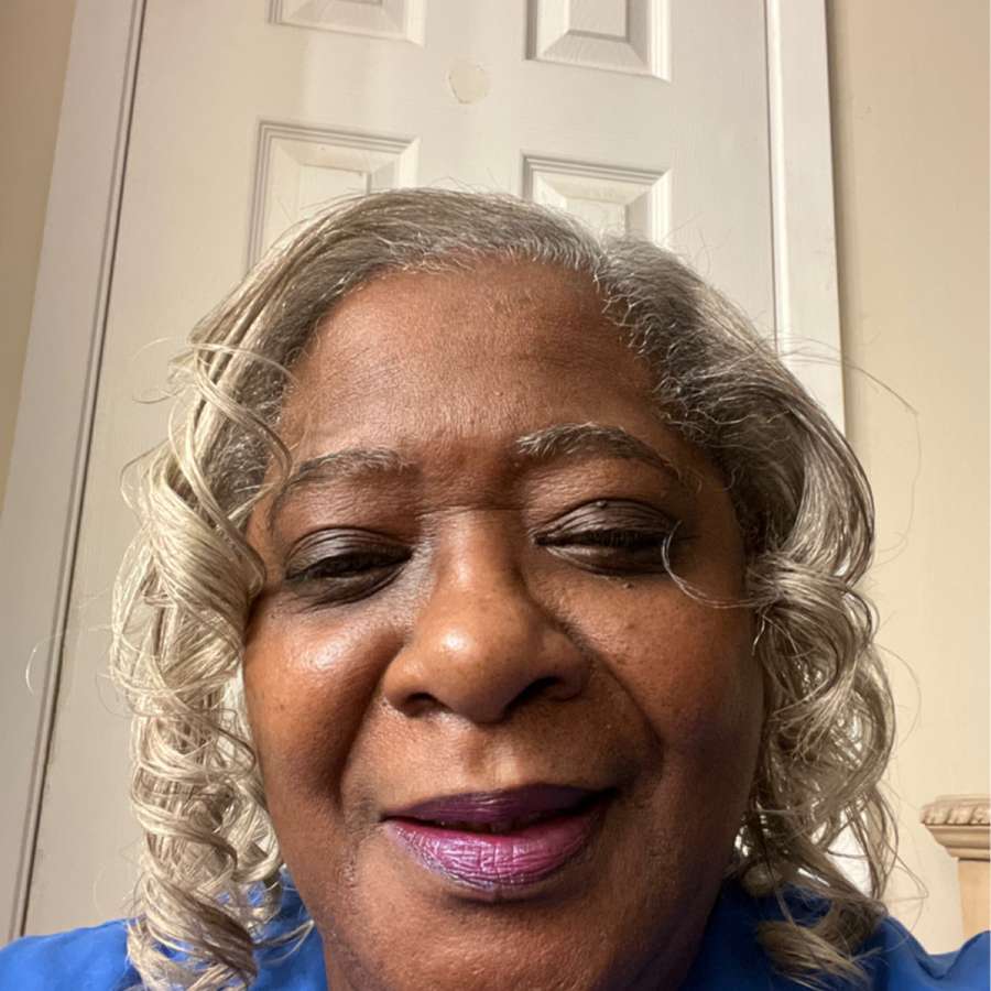 Shasta Powers Hi.. Meet Black Senior Women in Atmore