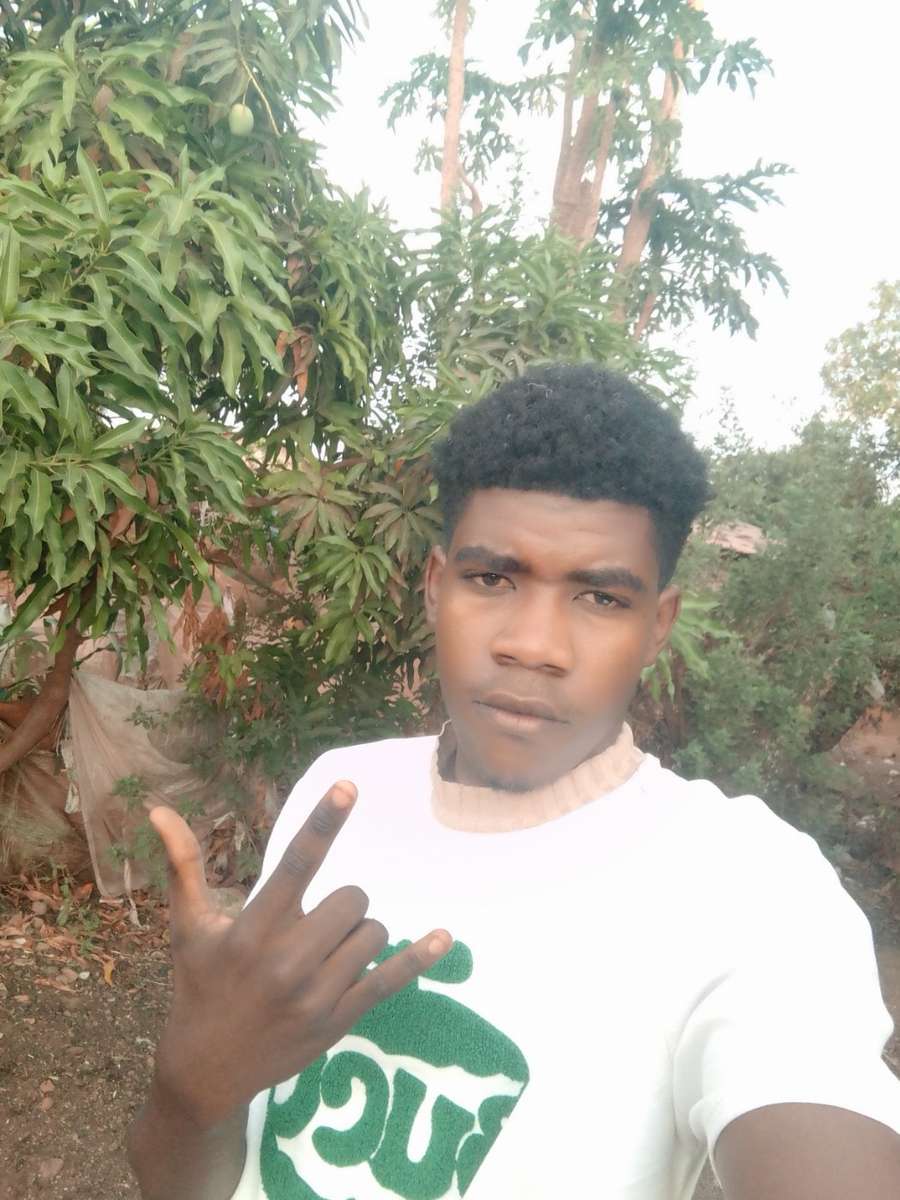 84052632 9247 medium large