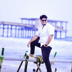 Sanjay 's photo