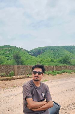 Chirag's photo