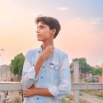 Shazal Hussain's photo