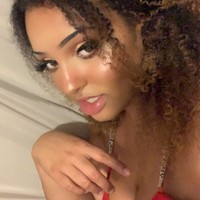 ebony 's photo