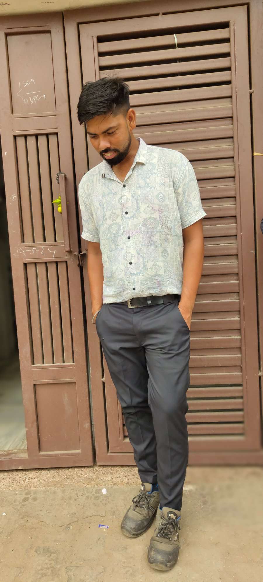 82253319 6989 medium large